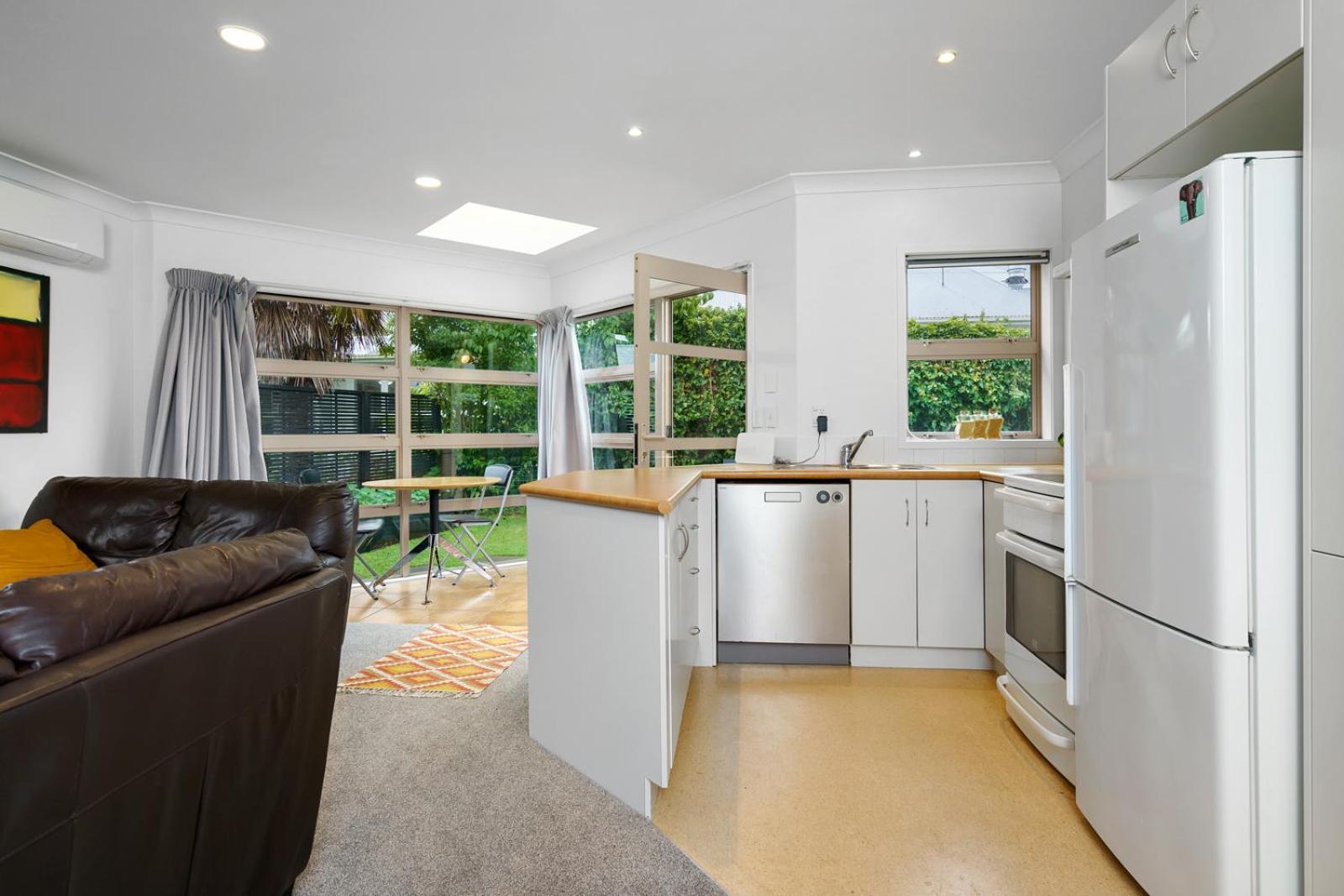 Sunny, Quiet, 2-Bedroom Unit In Fabulous Location! 坎布里奇 外观 照片
